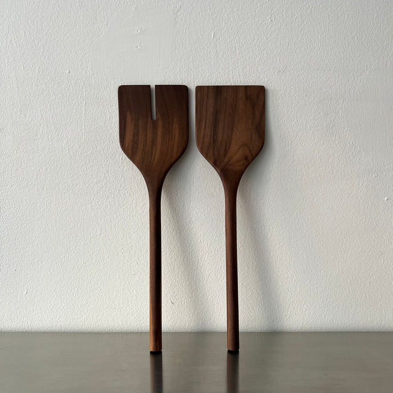 Walnut Salad Serving Set