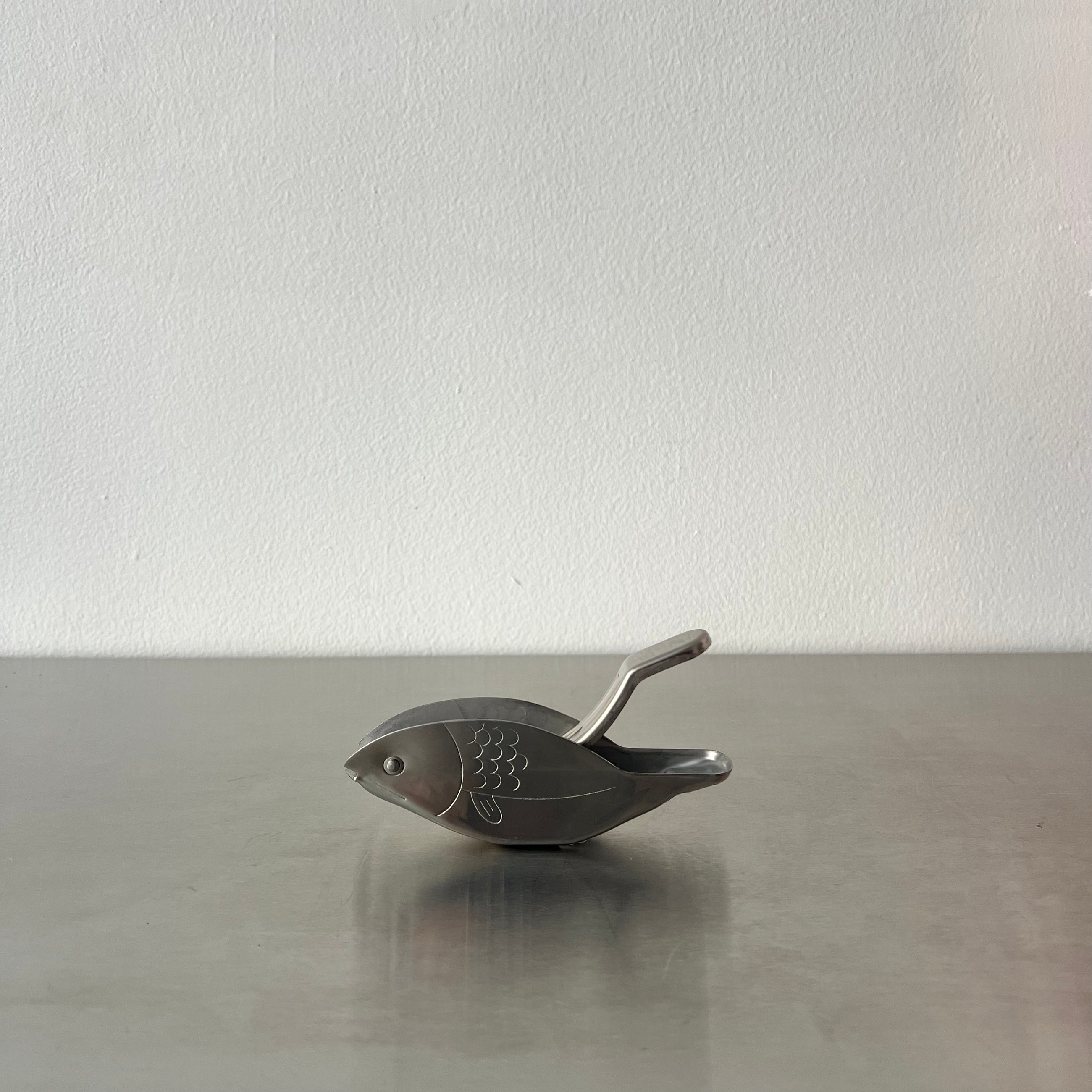 Fish Lemon Squeezer