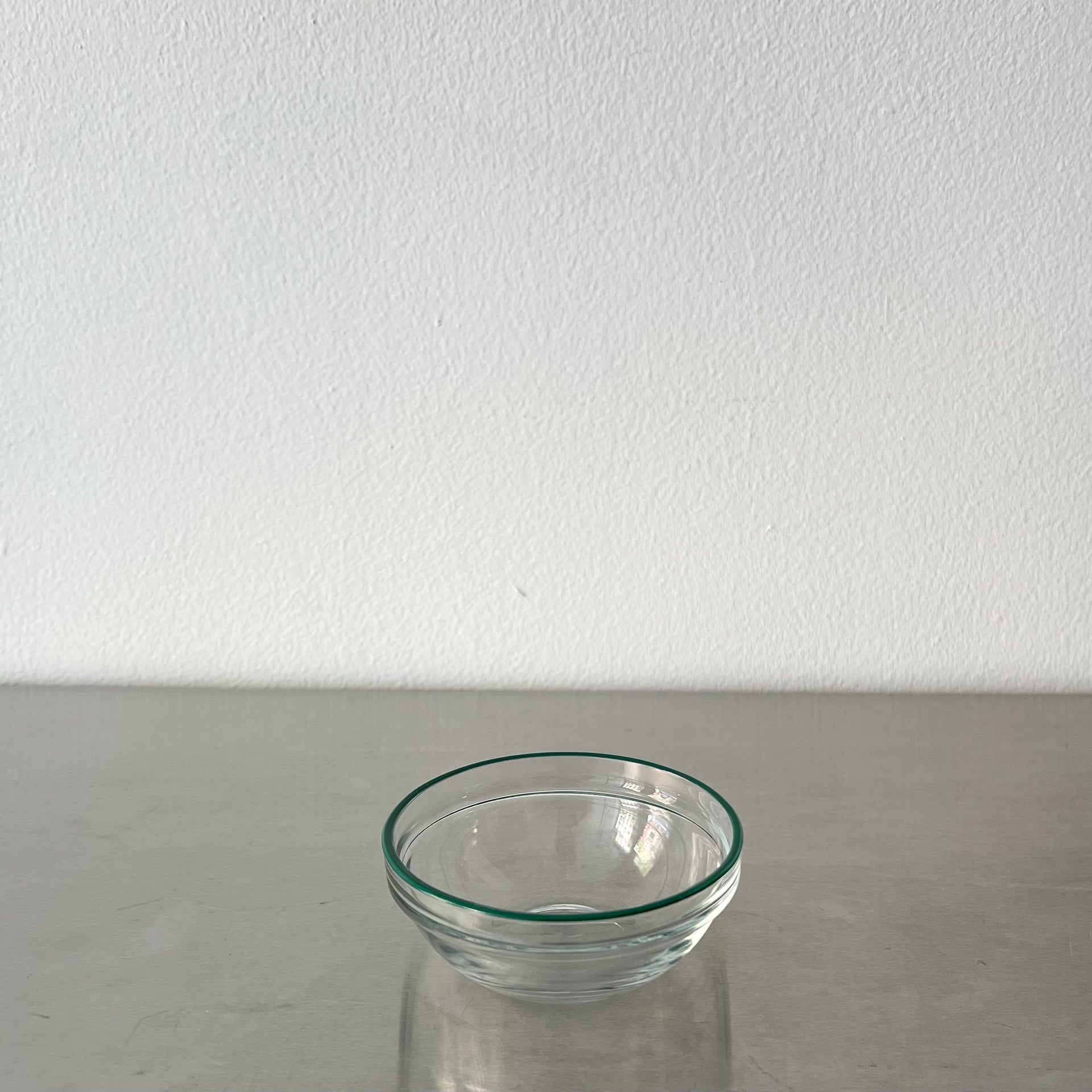 Rimmed Glass Bowl